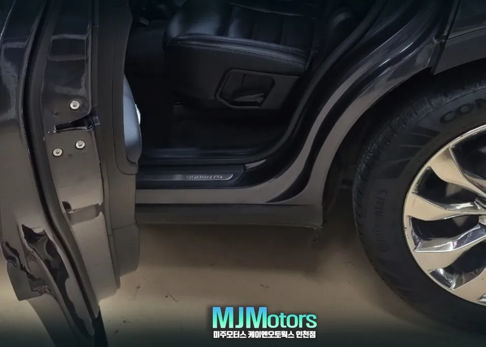 Kia Sorento body kit - Kia Sorento Body Kit Installation Review: Cost & Results photo 3
