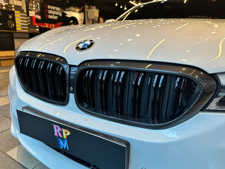 BMW 5 Series G30 interior customization - BMW 5 Series G30 Interior Carbon Fiber Parts Upgrade Review photo 3