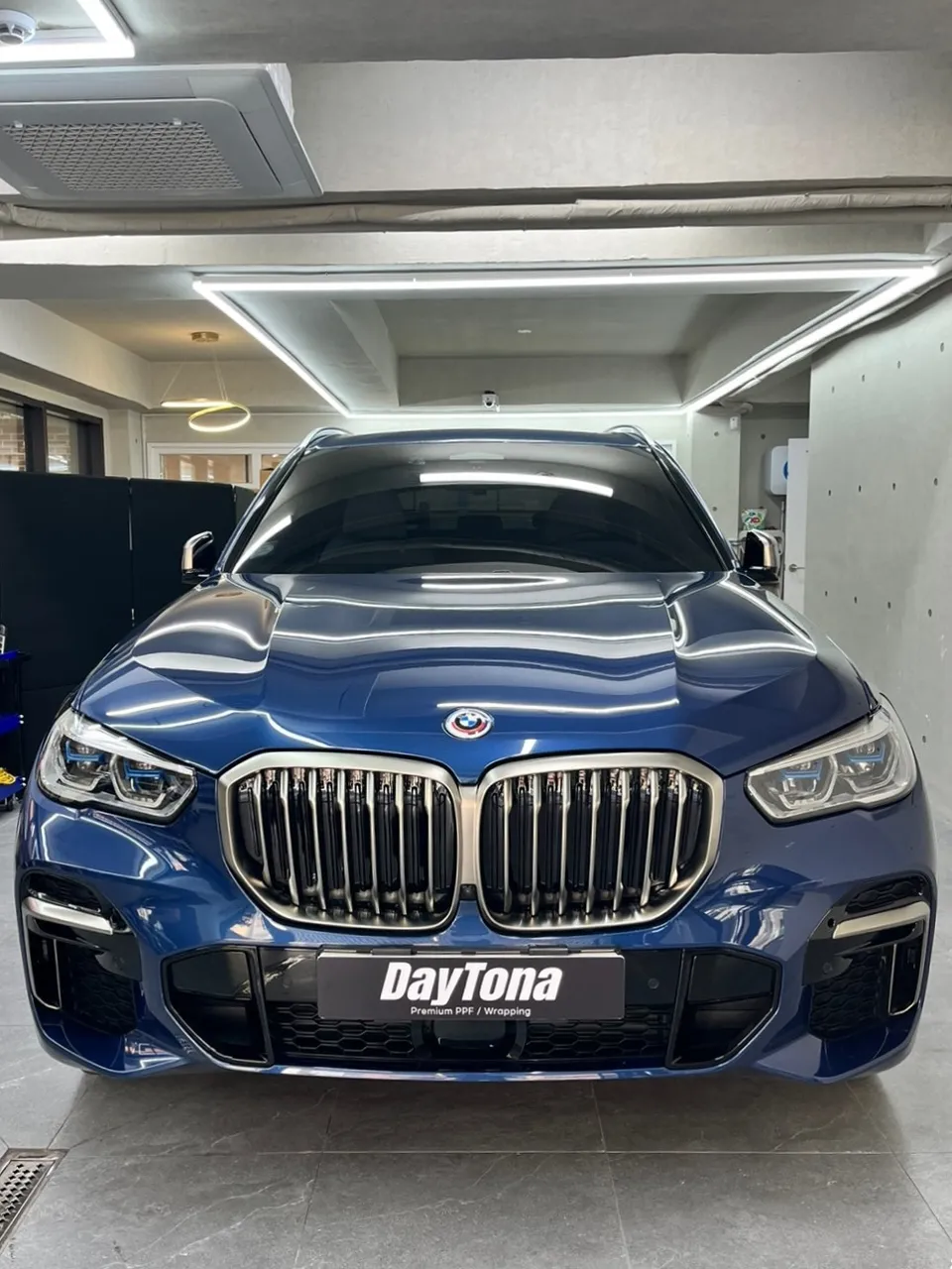 BMW X5のPPF施工事例｜費用目安と効果 施工写真 2-2