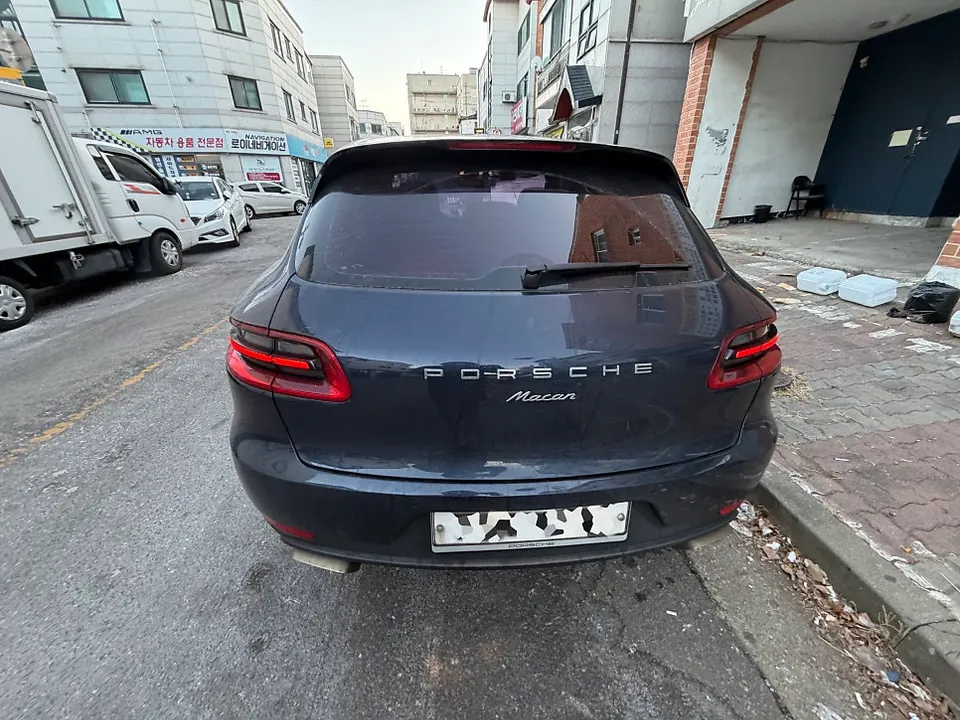 Porsche Macan oem options - Porsche Macan OEM Options Review: Cost & Results photo 3