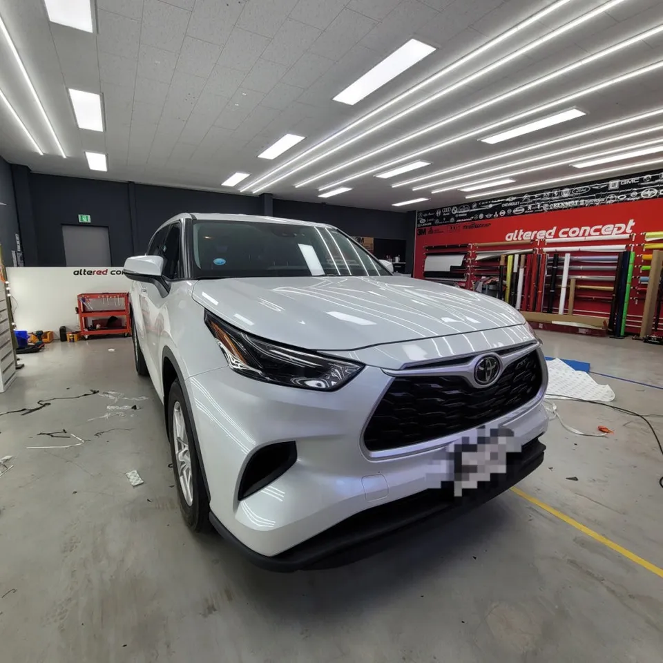 Toyota Highlanderのドラレコ取付事例｜費用目安・仕上がり 写真