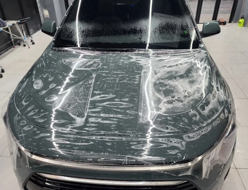 Kia Niro HybridのPPF施工事例｜費用目安・仕上がり 施工写真 2-1