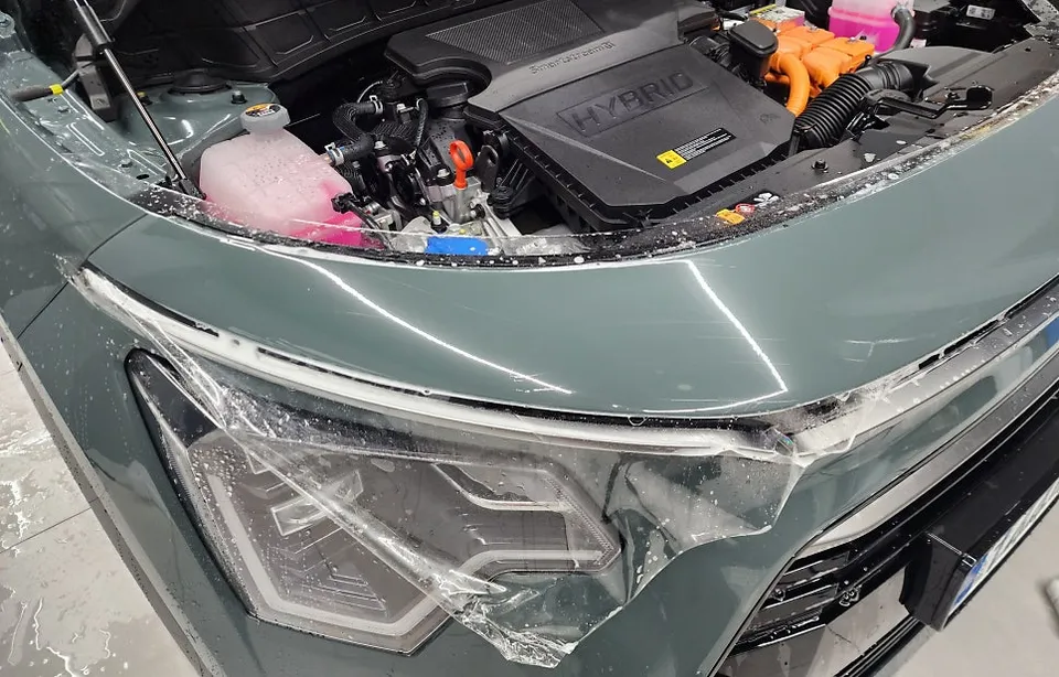 Kia Niro HybridのPPF施工事例｜費用目安・仕上がり 施工写真 1-2