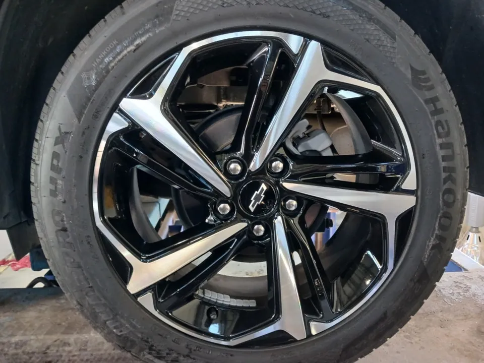 Chevrolet Trailblazerのホイールリペア・塗装事例 施工写真 4-1