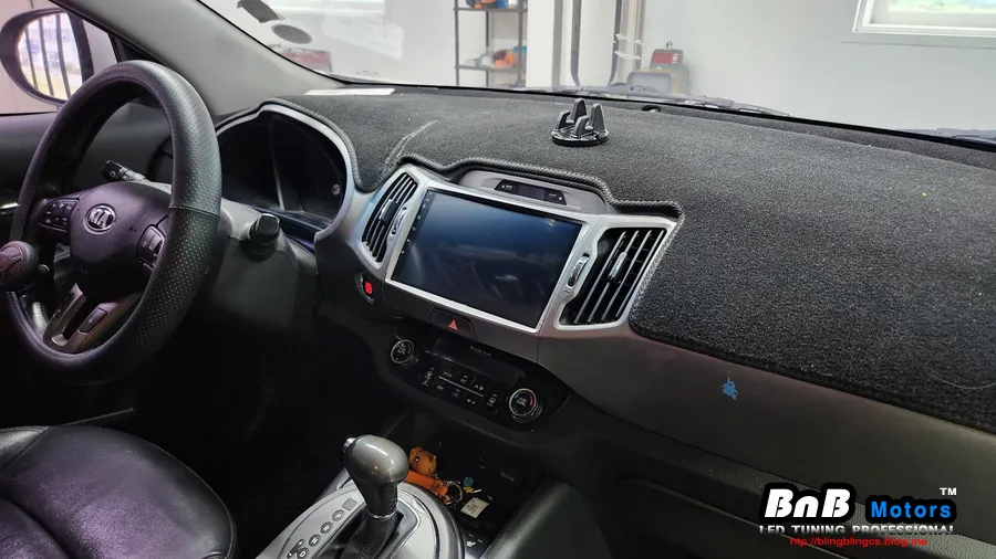Kia Sportage RのAndroid Auto・CarPlay取付事例 施工写真 1-2