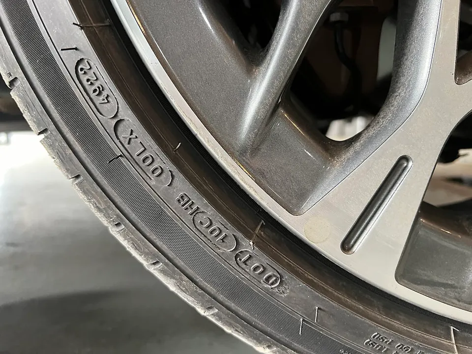 Genesis G90 wheel repair - Genesis G90 Wheel Repair & Painting Review photo 3