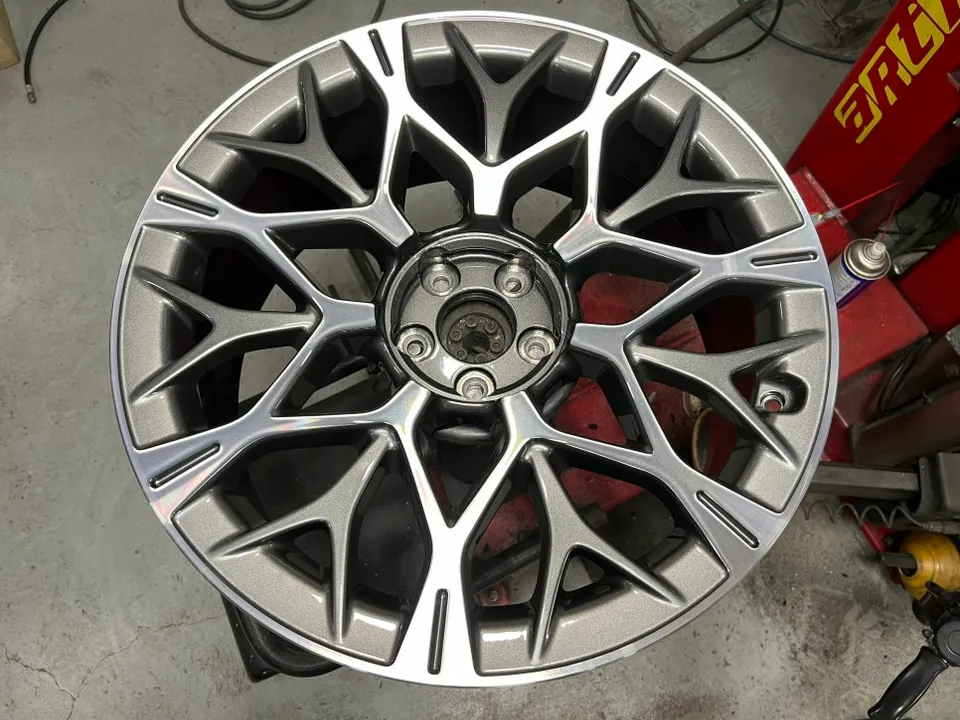 Genesis G90 Wheel Repair & Painting Review After