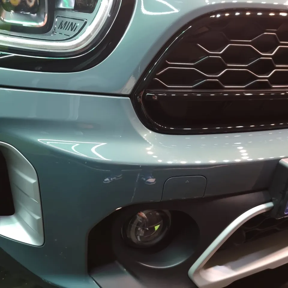 MINIクロスオーバーのガラスコーティング事例|費用目安・仕上がり 施工写真 2-2