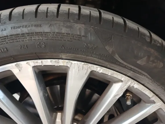 BMW X7 wheel repair - BMW X7 Wheel Repair Review — Curb Rash Fixed photo 4