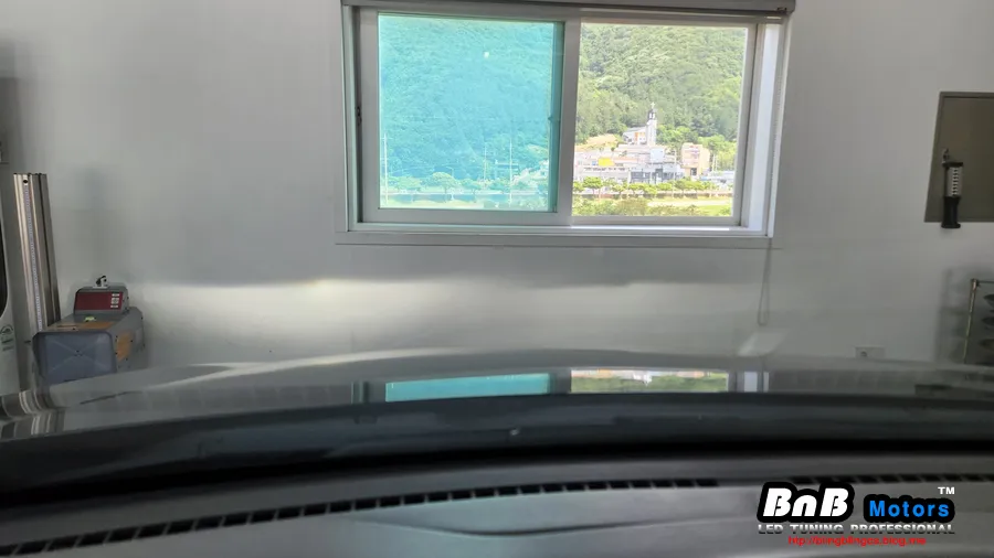 Hyundai Santa Fe DM body repair - Hyundai Santa Fe DM Body Repair & Painting Review photo 3