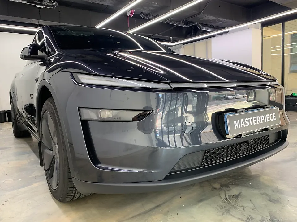 Tesla Model Y PPF施工事例|費用目安・仕上がり 施工写真 1-2