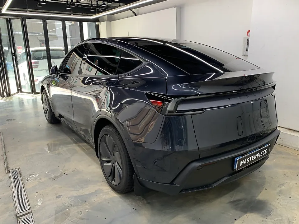 Tesla Model Y PPF施工事例|費用目安・仕上がり 施工写真 2-3