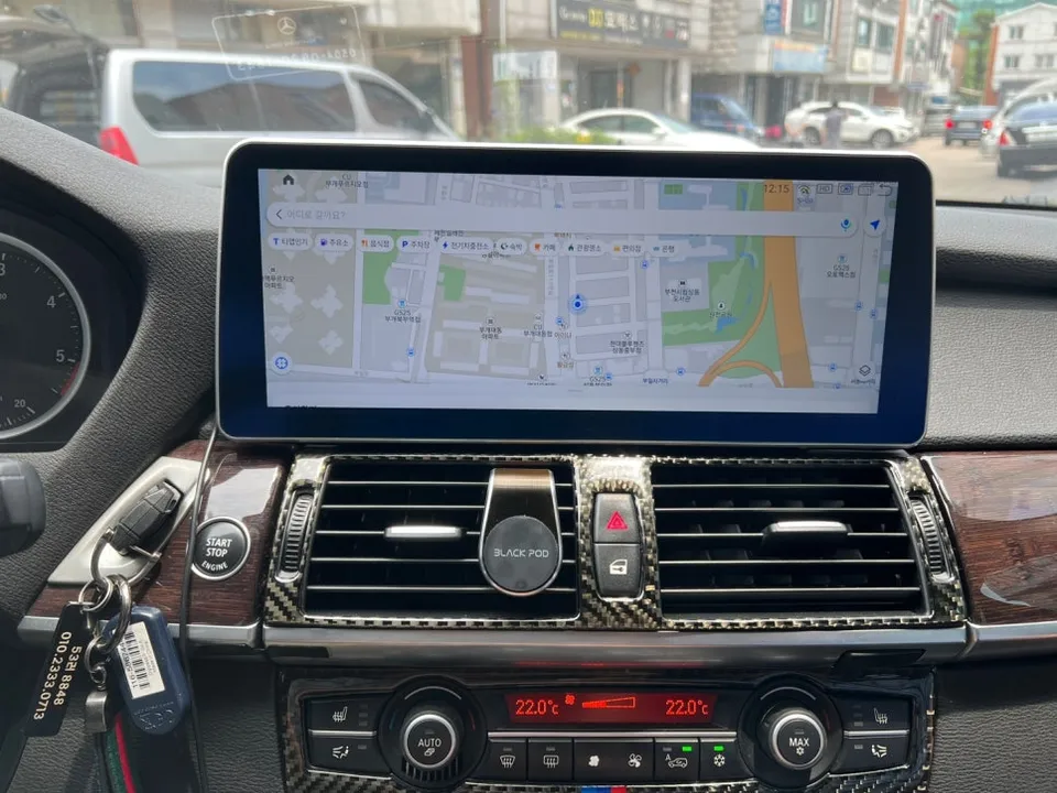 BMW X5のAndroid Auto・CarPlay取付事例 施工写真 1-3