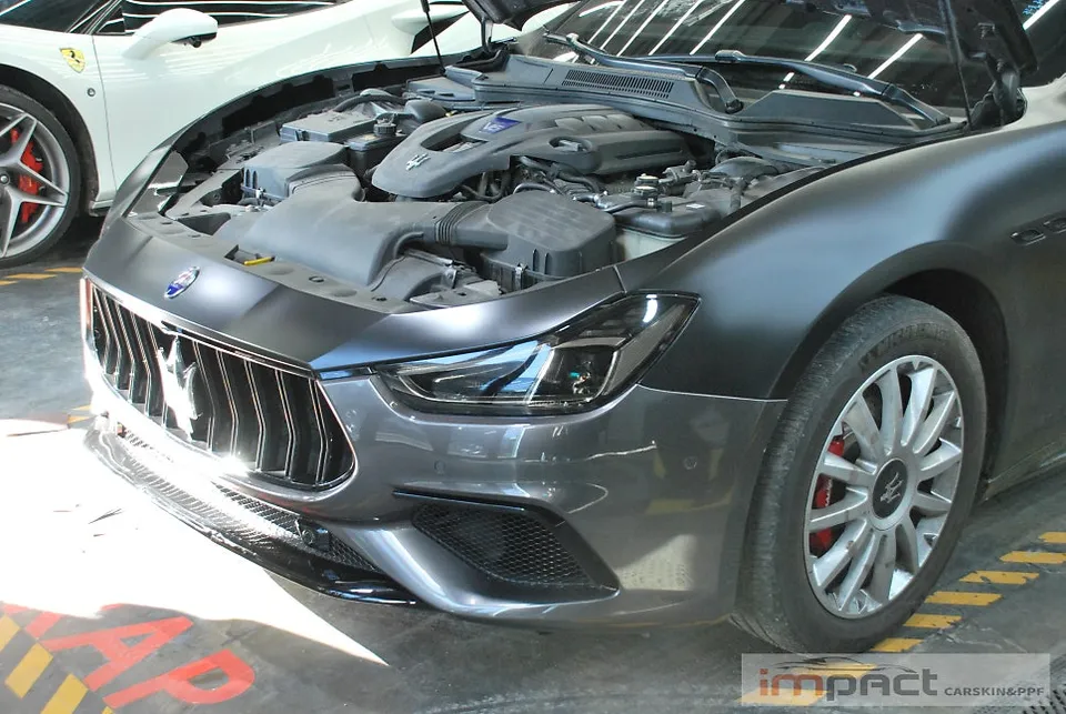 Maserati Ghibliのカーラッピング事例|費用目安・仕上がり 施工写真 2-1