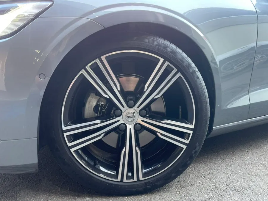 Volvo S60 wheel repair - Volvo S60 Diamond Cut Wheel Repair Review — Restored Perfection photo 5