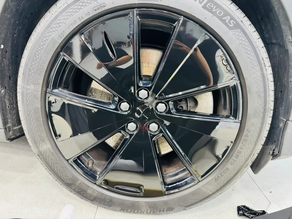 Polestar 2のホイールラッピング事例|費用目安と仕上がり 施工写真 2-2
