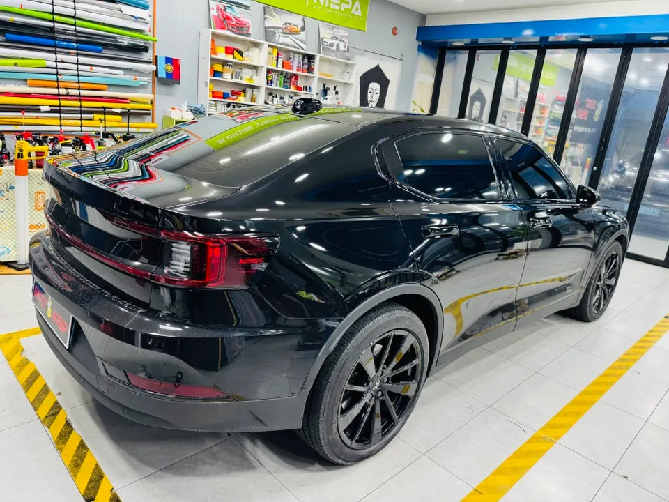 Polestar 2のホイールラッピング事例|費用目安と仕上がり 施工写真 2-3