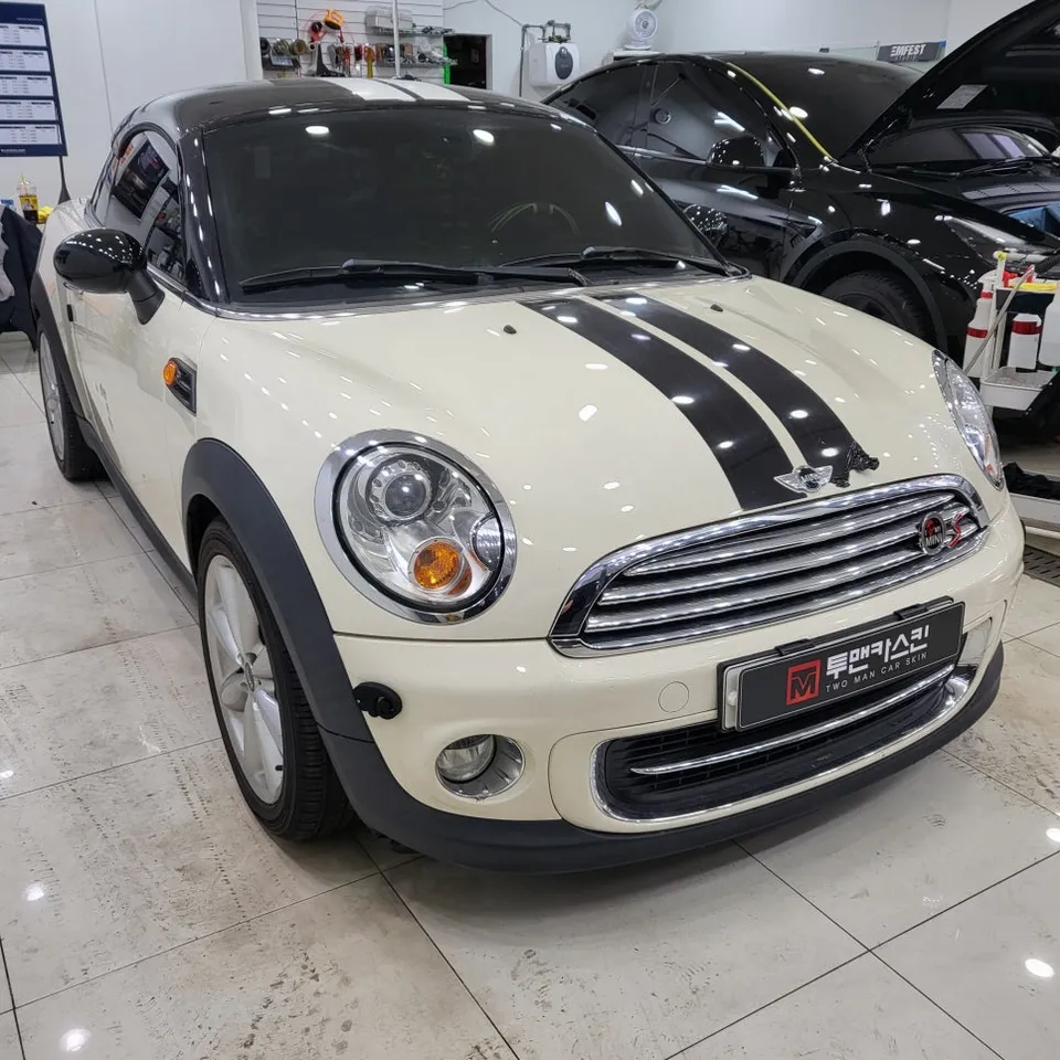 MINI MINI Cooper vinyl wrap - MINI MINI Cooper Vinyl Wrap Review — Cost & Results photo 3