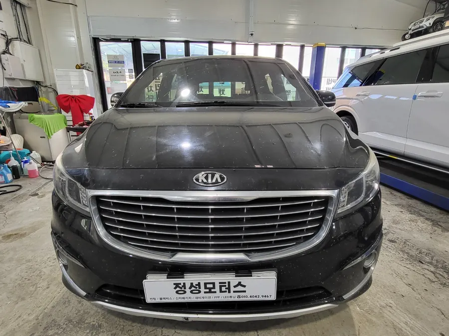 Kia Carnival KA4 android head unit installation result