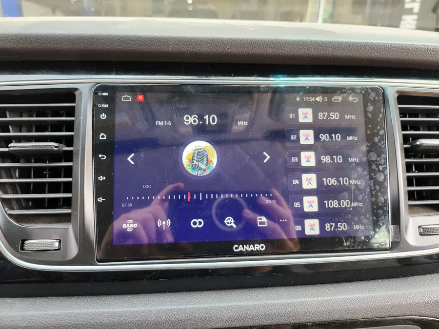 Kia Carnival KA4のAndroid Auto・CarPlay取付事例 施工写真 1-2