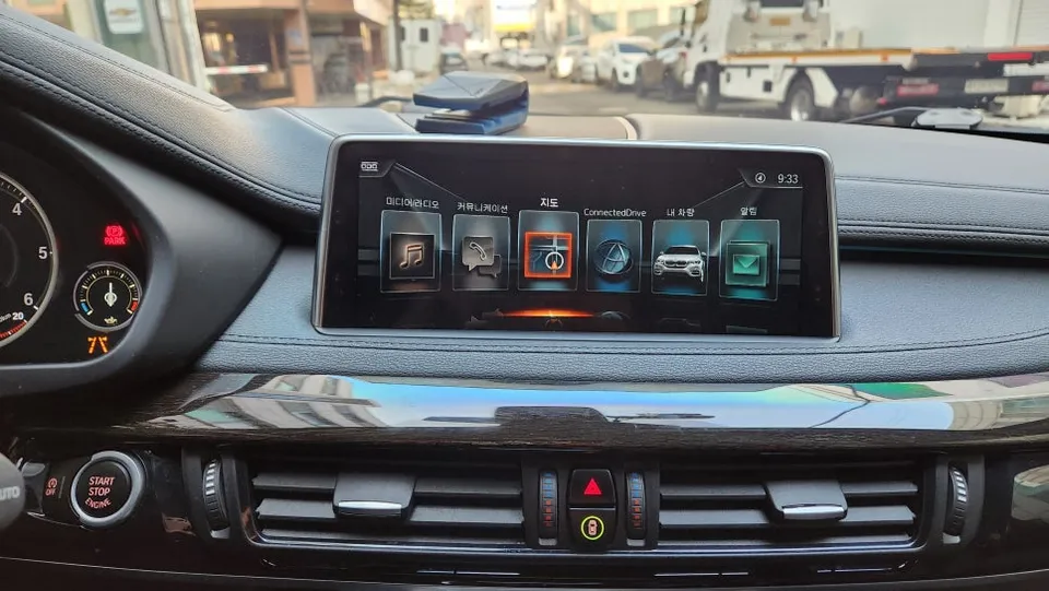 BMW X6 F16 android head unit installation result