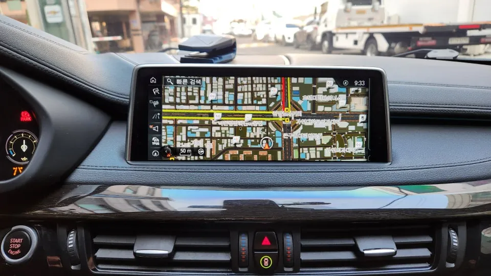 BMW X6 F16 android head unit - BMW X6 F16 CarPlay Upgrade Review: Seamless Integration photo 4