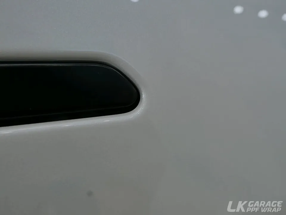 Tesla Model Y PPF施工事例|費用目安と仕上がり 施工写真 2-2