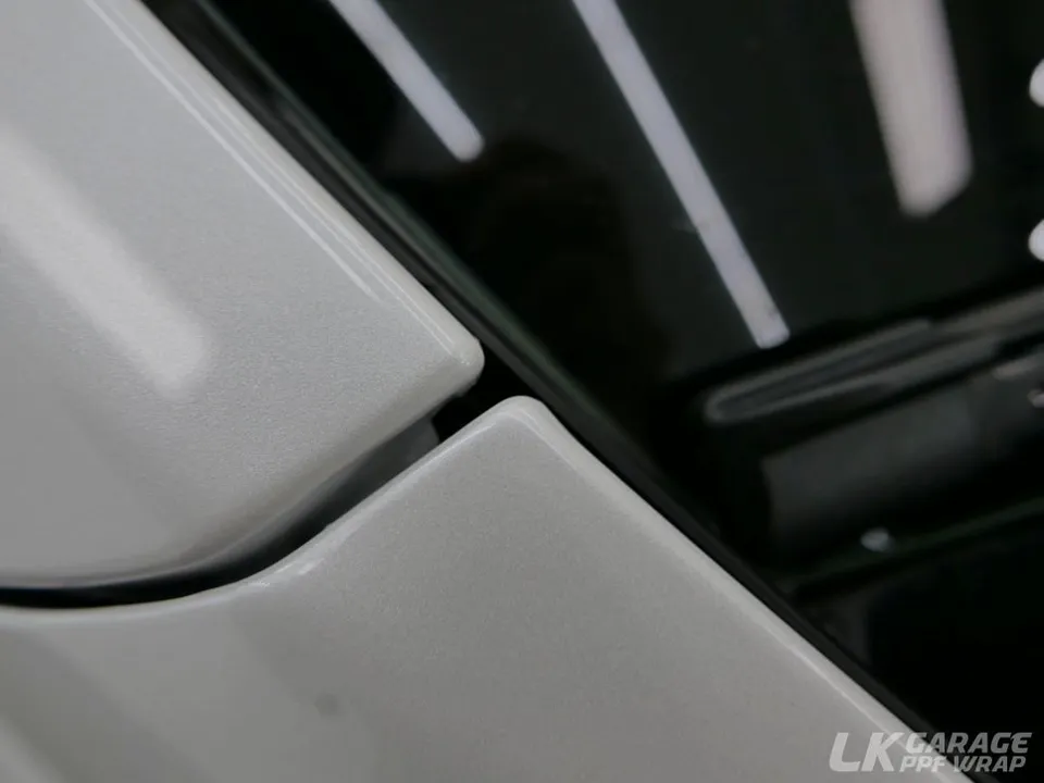 Tesla Model Y PPF施工事例|費用目安と仕上がり 施工写真 1-3