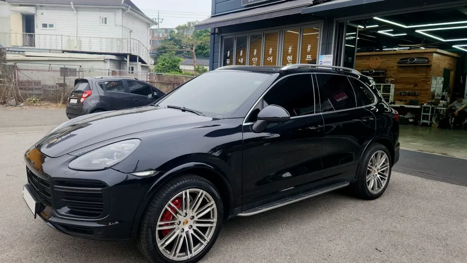 Porsche Cayenne OEM Options Retrofit Review photo 2