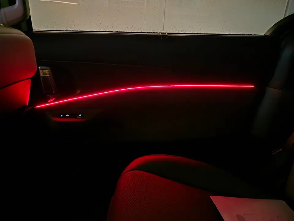 Kia Carnival ambient lighting - Kia Carnival Ambient Lighting Review — Enhanced OEM Integration photo 4