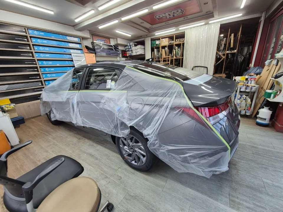 Hyundai Elantraのカーフィルム施工事例｜費用目安・仕上がり 施工写真 3-3