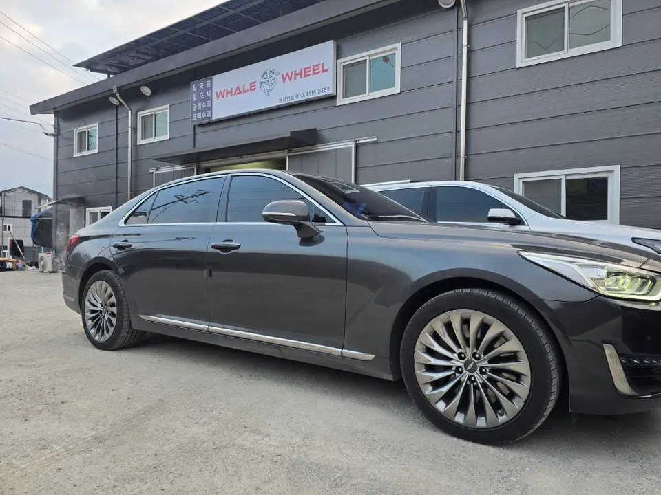 Genesis EQ900のホイールリペア・塗装事例 写真