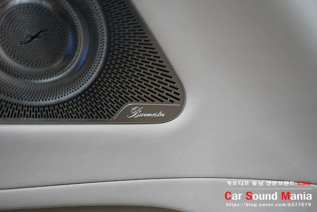 Mercedes-Benz S-Class W223のカーオーディオ施工事例 施工写真 2-2