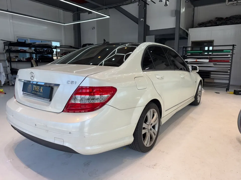 Mercedes-Benz CクラスのPPF施工事例|費用目安・仕上がり 施工写真 2-2
