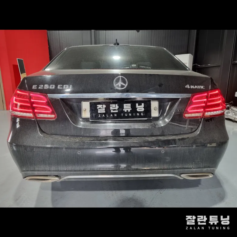 Mercedes-Benz E-Class W212 lighting upgrade - Mercedes-Benz E-Class W212 Tail Light Repair Review — Affordable photo 5