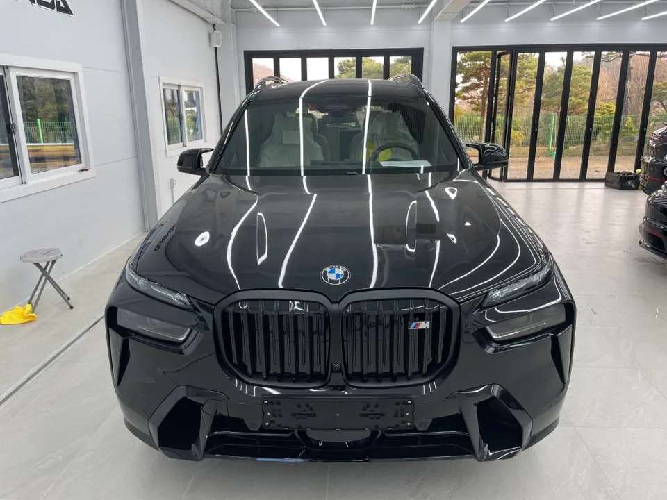 BMW X7 M60i PPF施工事例|費用目安と仕上がり 施工写真 2-1