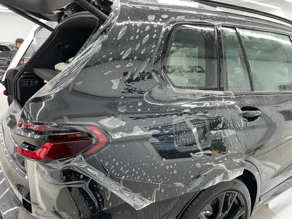 BMW X7 M60i PPF施工事例|費用目安と仕上がり 施工写真 2-3