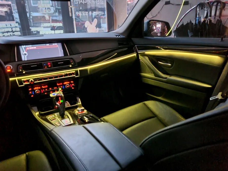 BMW 5 Series F10 Ambient Lighting Review: Cost & Results photo 2