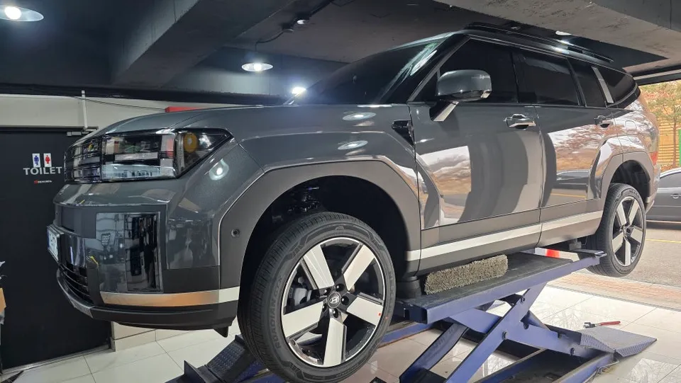 Hyundai Santa Fe Soundproofing Review — Cost & Results photo 2