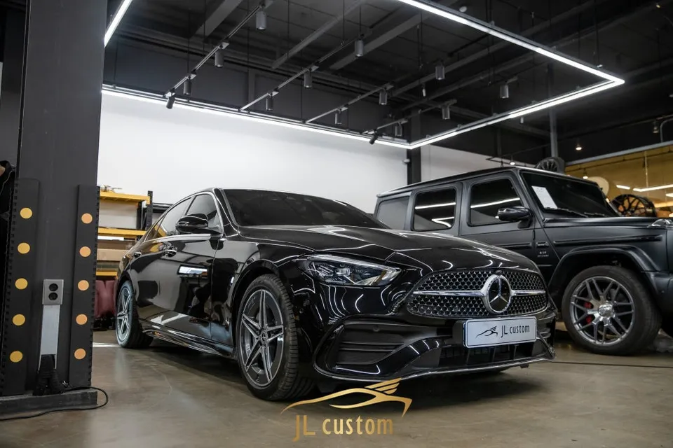 Mercedes-Benz C-Class W206 surround view camera installation result