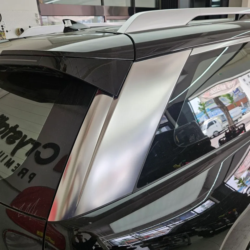 Hyundai Palisadeのカーラッピング事例｜費用目安・仕上がり 施工写真 1-2