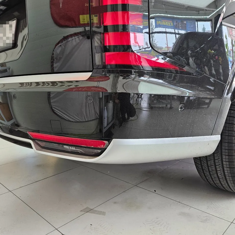 Hyundai Palisadeのカーラッピング事例｜費用目安・仕上がり 施工写真 2-2