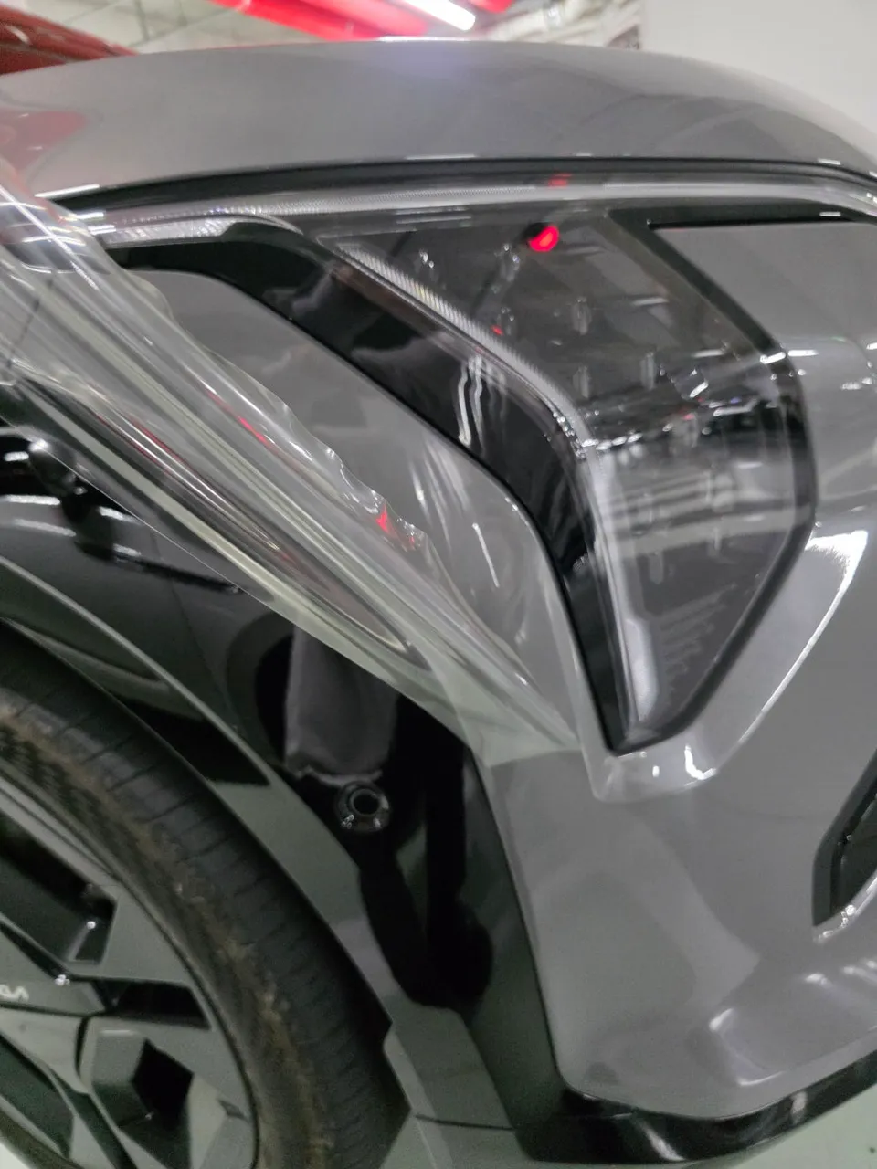 Kia EV3のPPF施工事例|費用目安と仕上がり 施工写真 1-1