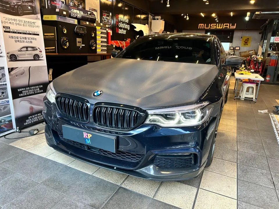 BMW 520d car audio review