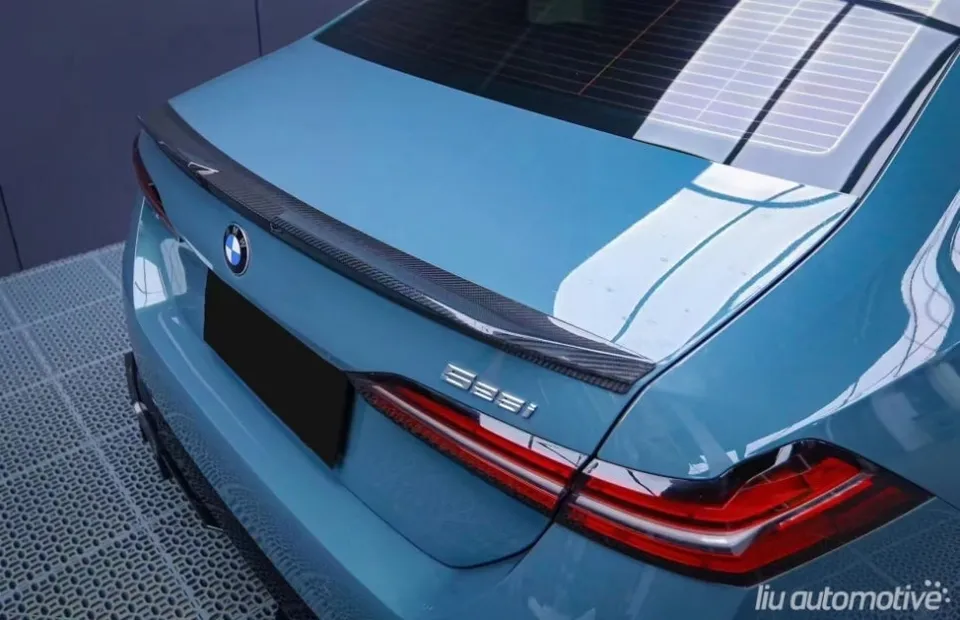 BMW G60 5 Series MP Performance Dry Carbon Body Kit Review photo 4
