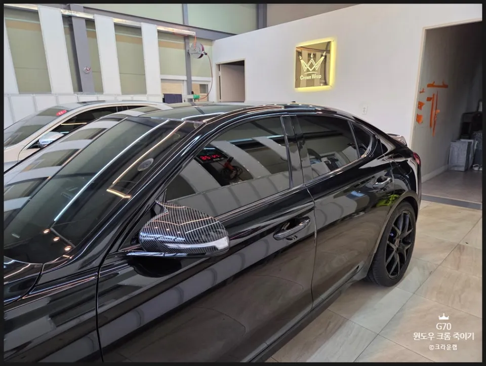 Genesis G70のカーラッピング事例|費用目安・仕上がり 施工写真 3-3