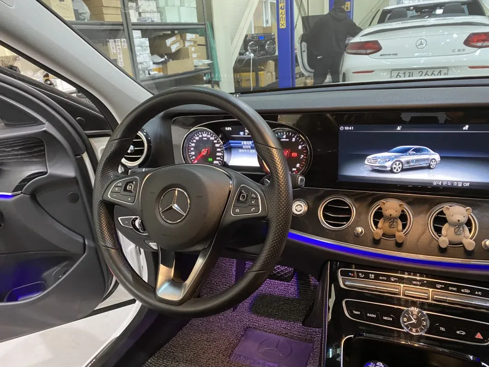 Mercedes-Benz E-Class W213 ambient lighting - Mercedes-Benz E-Class W213 Ambient Lighting Review — Enhanced Int photo 4