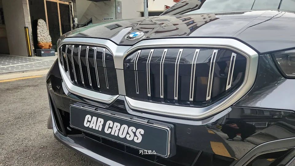 BMW G60 PPF施工事例｜費用目安と仕上がり 施工写真 1-2