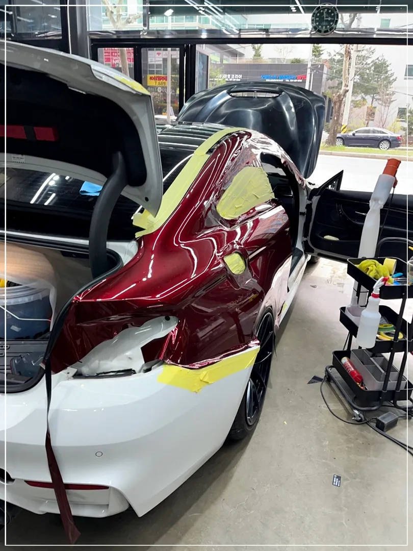 BMW M4 F vinyl wrap - BMW M4 F Vinyl Wrap Review — High-Gloss Red Color Change photo 6