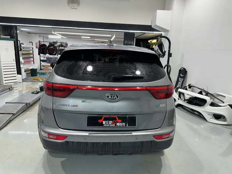 Kia Sportageのカーフィルム施工事例｜費用目安・仕上がり 施工写真 3-1